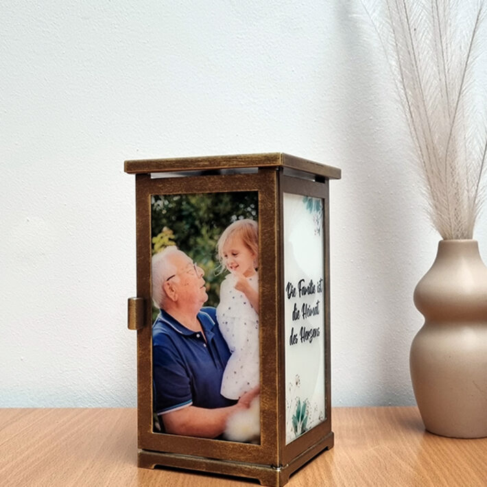 Edle Schwarzgoldene Fotolaterne M Ansicht